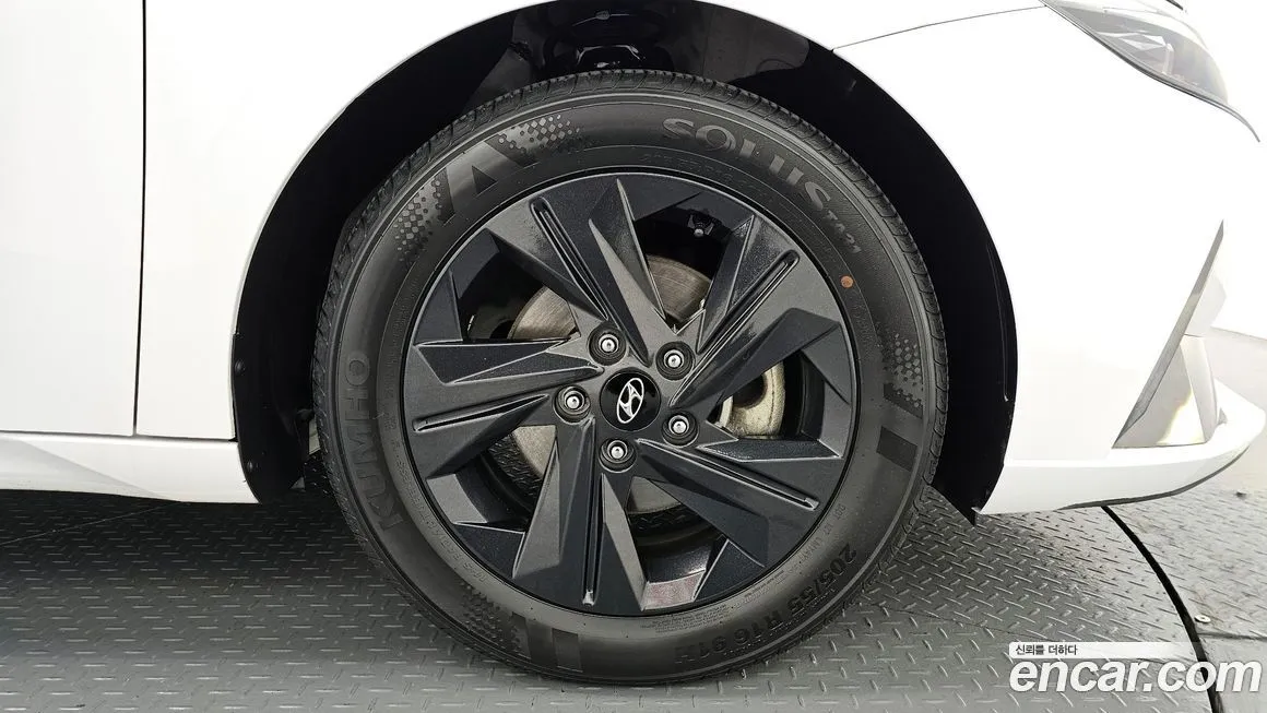 Hyundai AVANTE 2023 из KR, фото 4