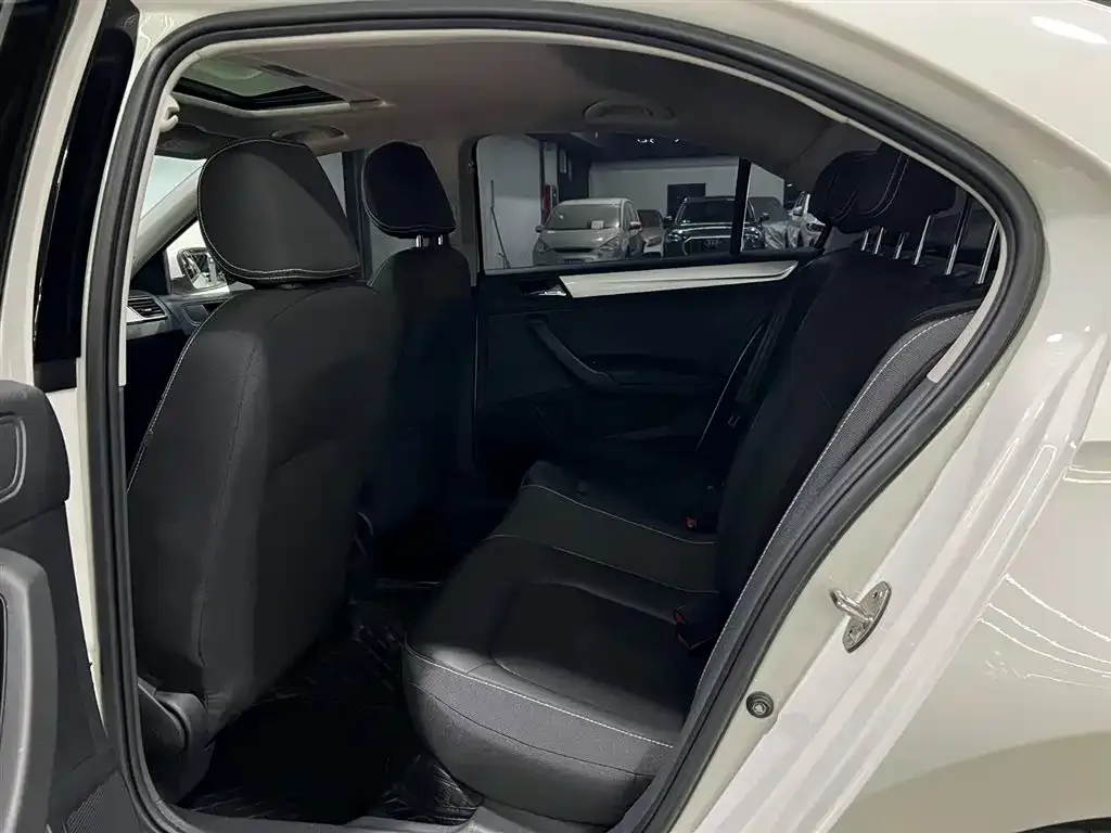 Skoda Rapid 2022 из CN, фото 10