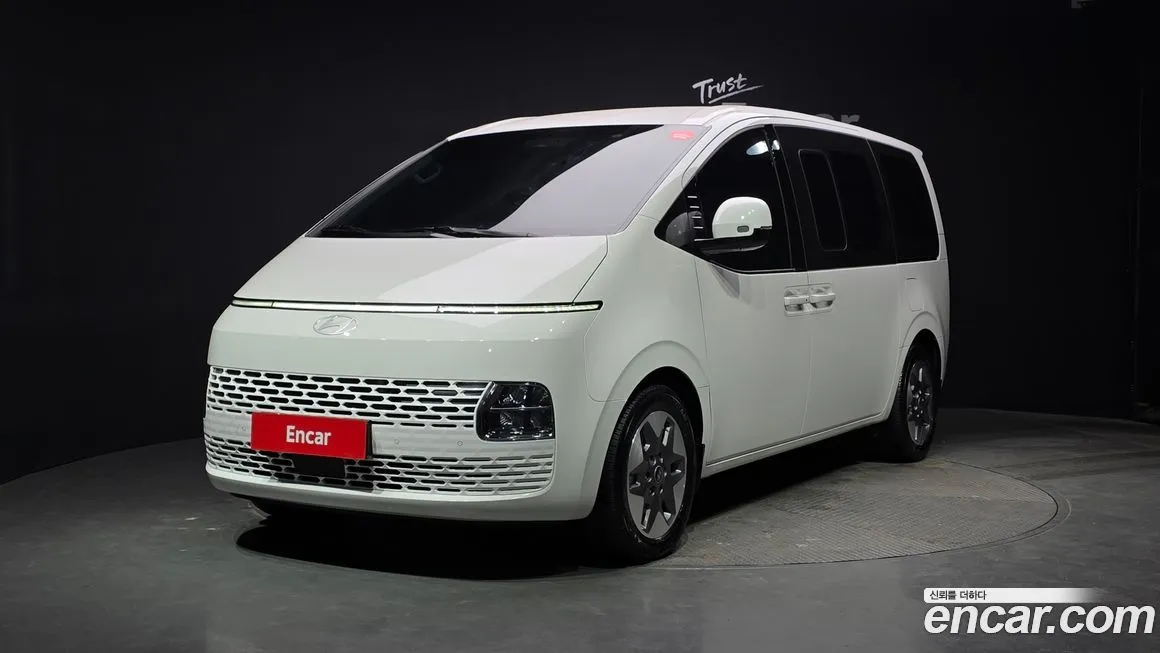 Hyundai Staria 2025 из KR, фото 1
