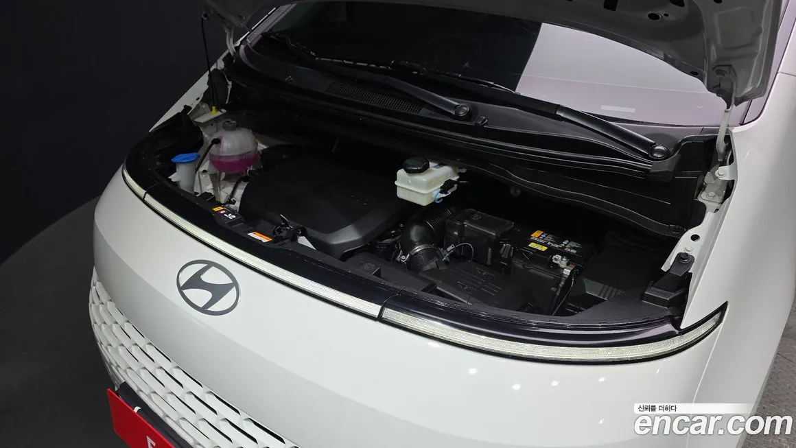 Hyundai Staria 2025 из KR, фото 3