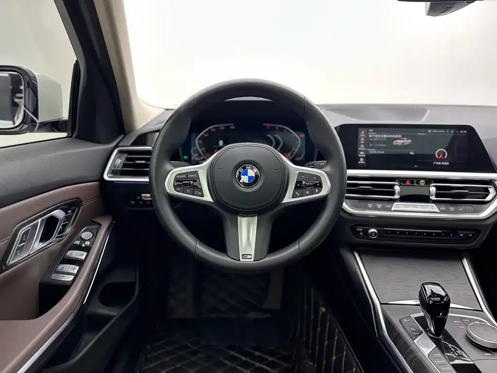 BMW 3 Series 2021 из CN, фото 4