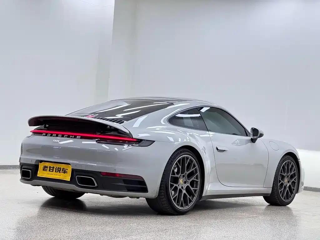 Porsche 911 2023 из CN, фото 5