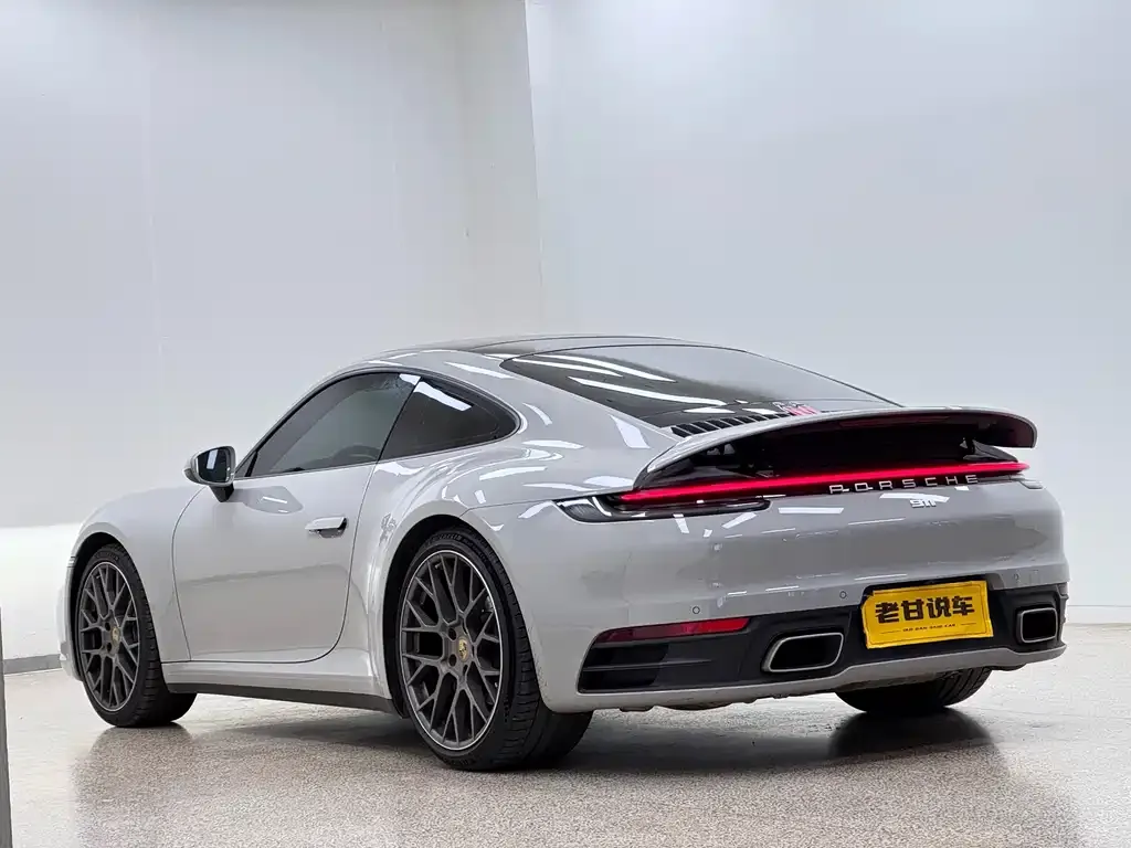 Porsche 911 2023 из CN, фото 6