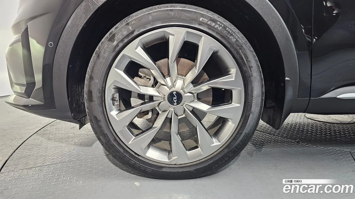 Kia Sorento — фото 5