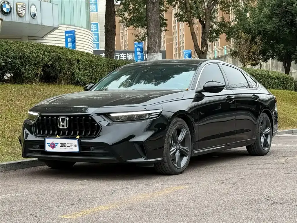 Honda Inspire — фото 1