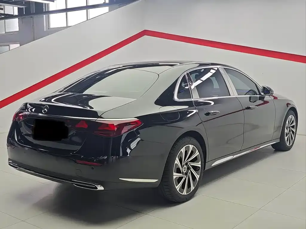Mercedes-Benz E-Class 2024 из CN, фото 8