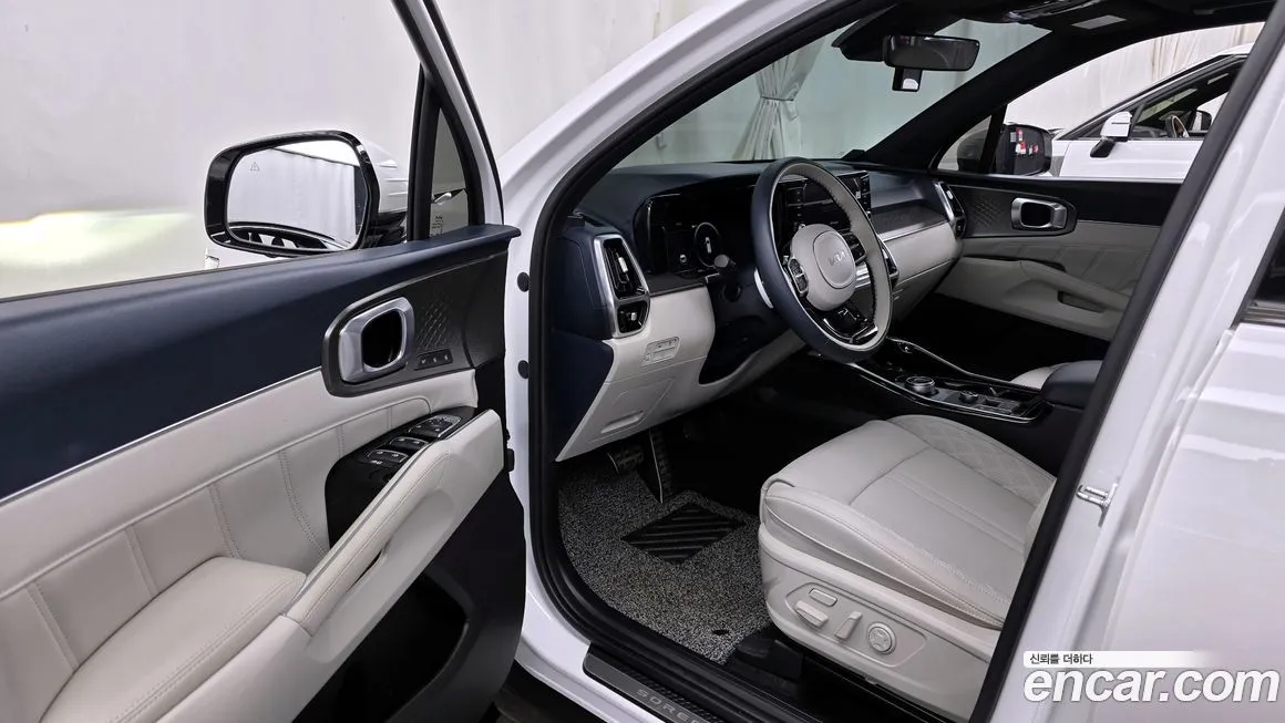 Kia Sorento — фото 6