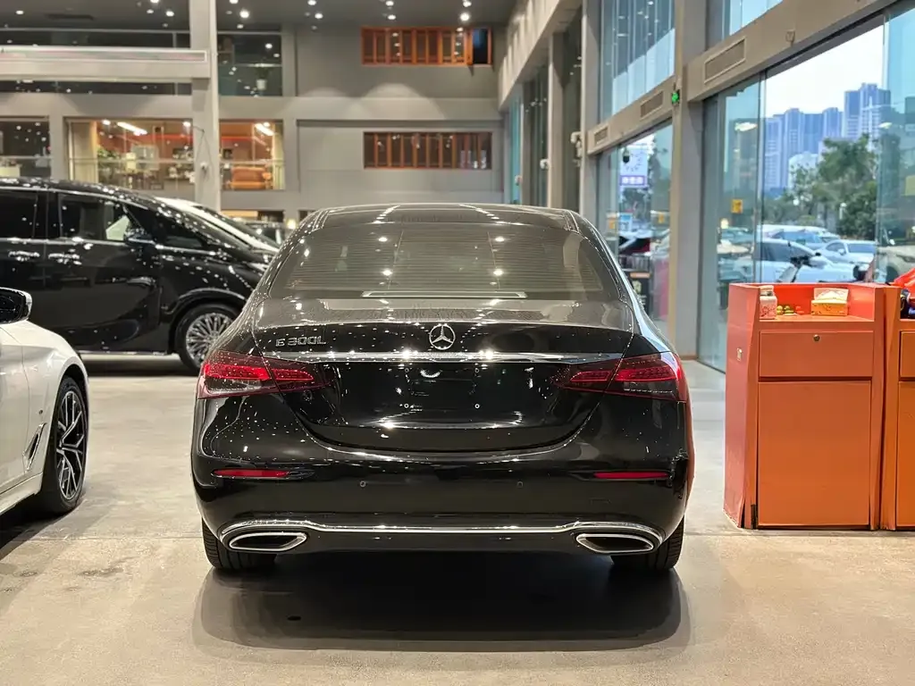 Mercedes-Benz E-Class 2022 из CN, фото 4