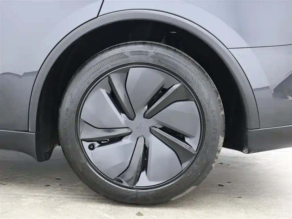 Tesla Model Y 2025 из CN, фото 6
