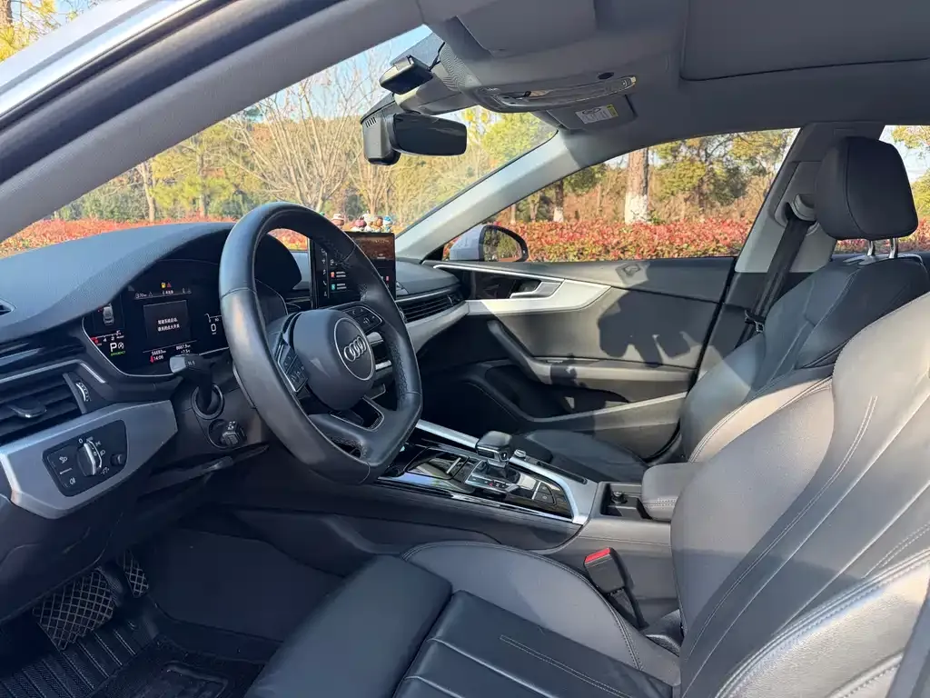 Audi A5 (Import) 2023 из CN, фото 5