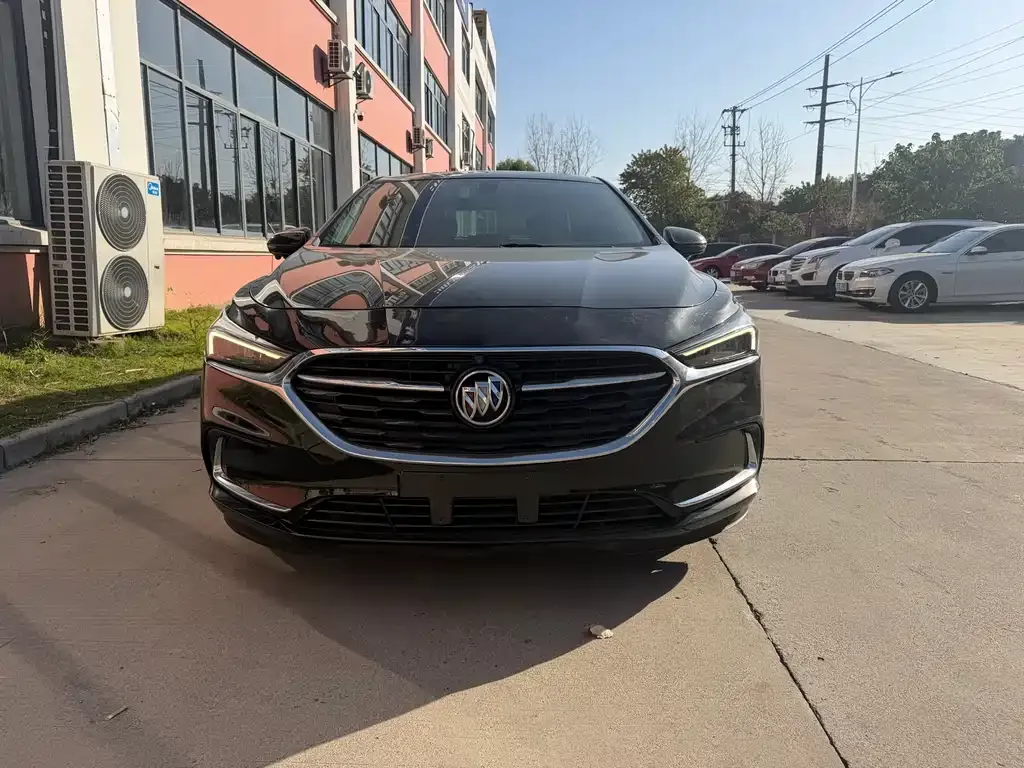 Buick LaCrosse 2021 из CN, фото 1