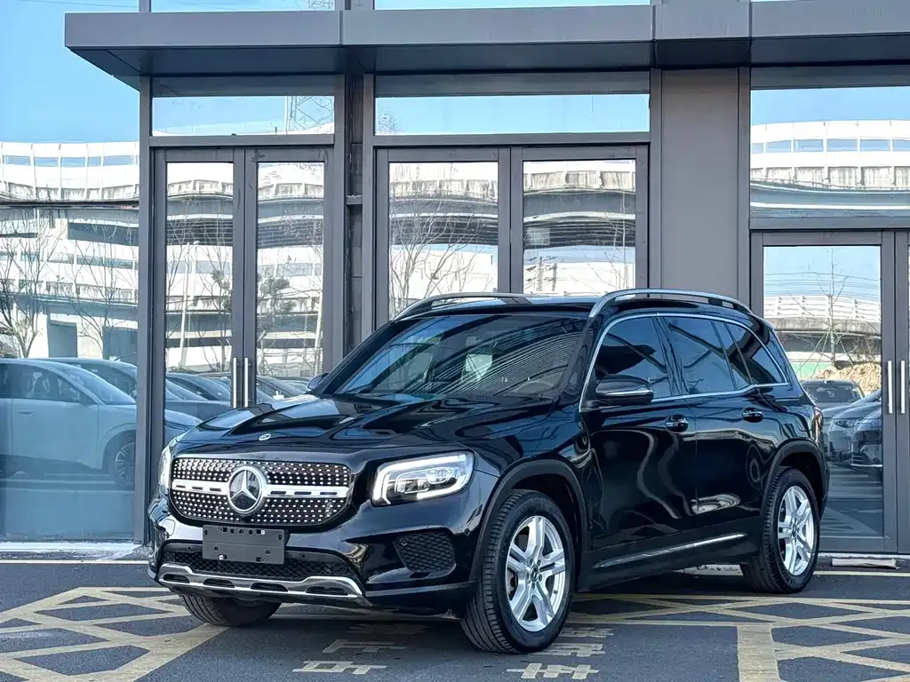 Mercedes-Benz GLB 2023 из CN, фото 1