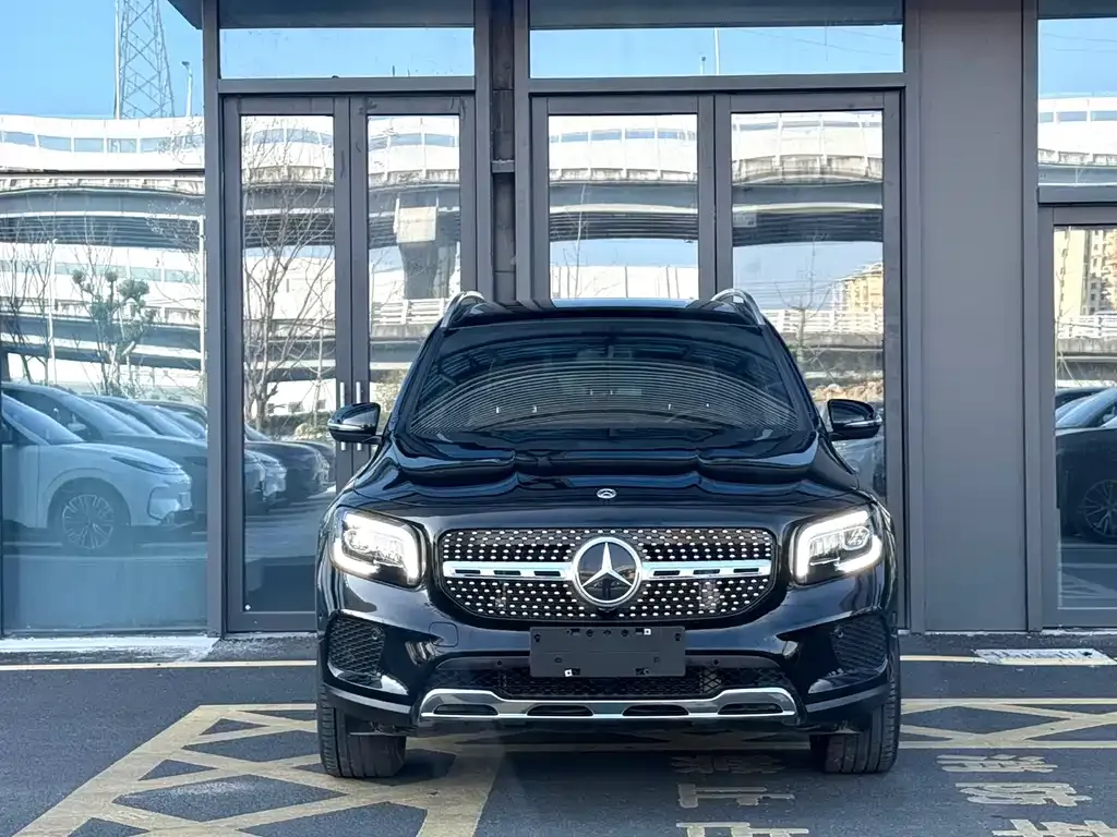 Mercedes-Benz GLB 2023 из CN, фото 9