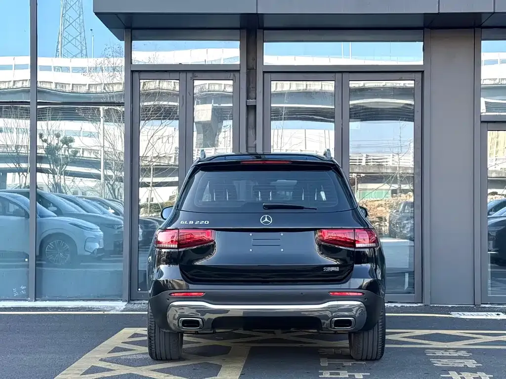 Mercedes-Benz GLB 2023 из CN, фото 5