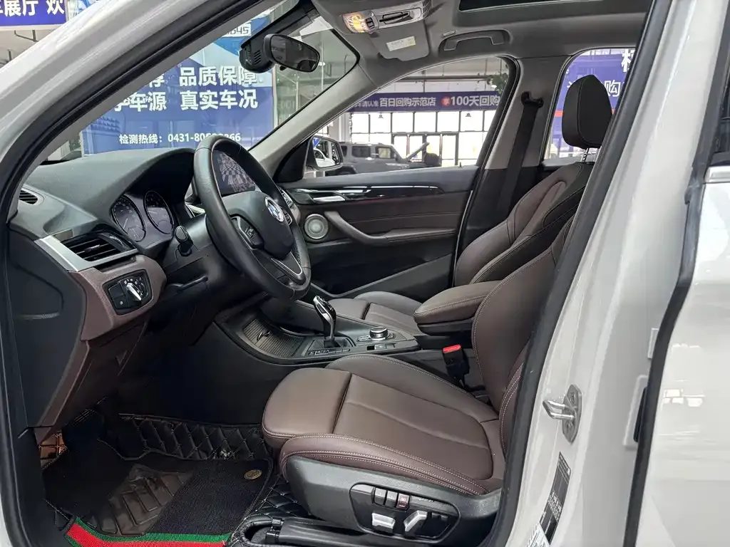 BMW X1 2022 из CN, фото 8