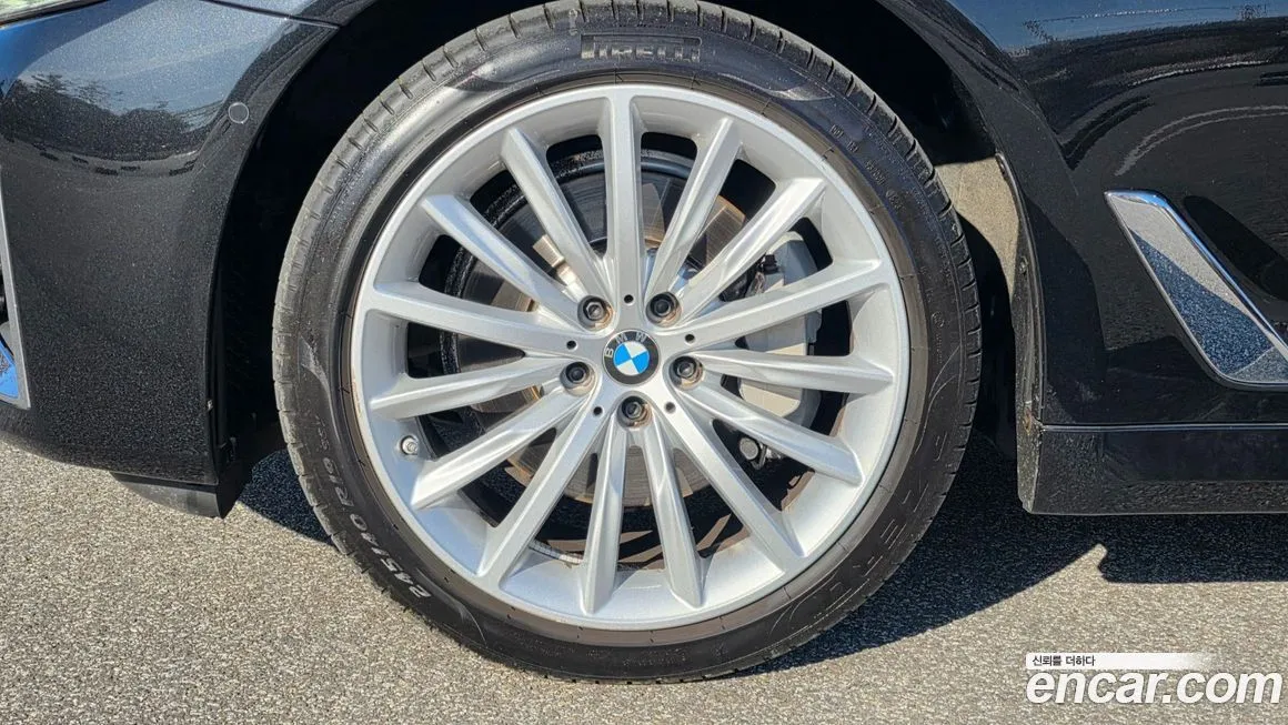 BMW 5-Series 2023 из KR, фото 7