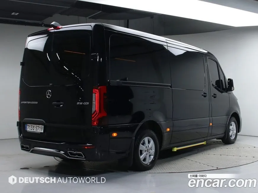 Mercedes-Benz Sprinter 2023 из KR, фото 5