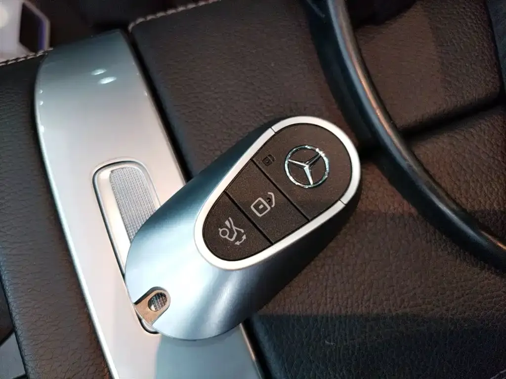 Mercedes-Benz C-Class 2023 из CN, фото 10