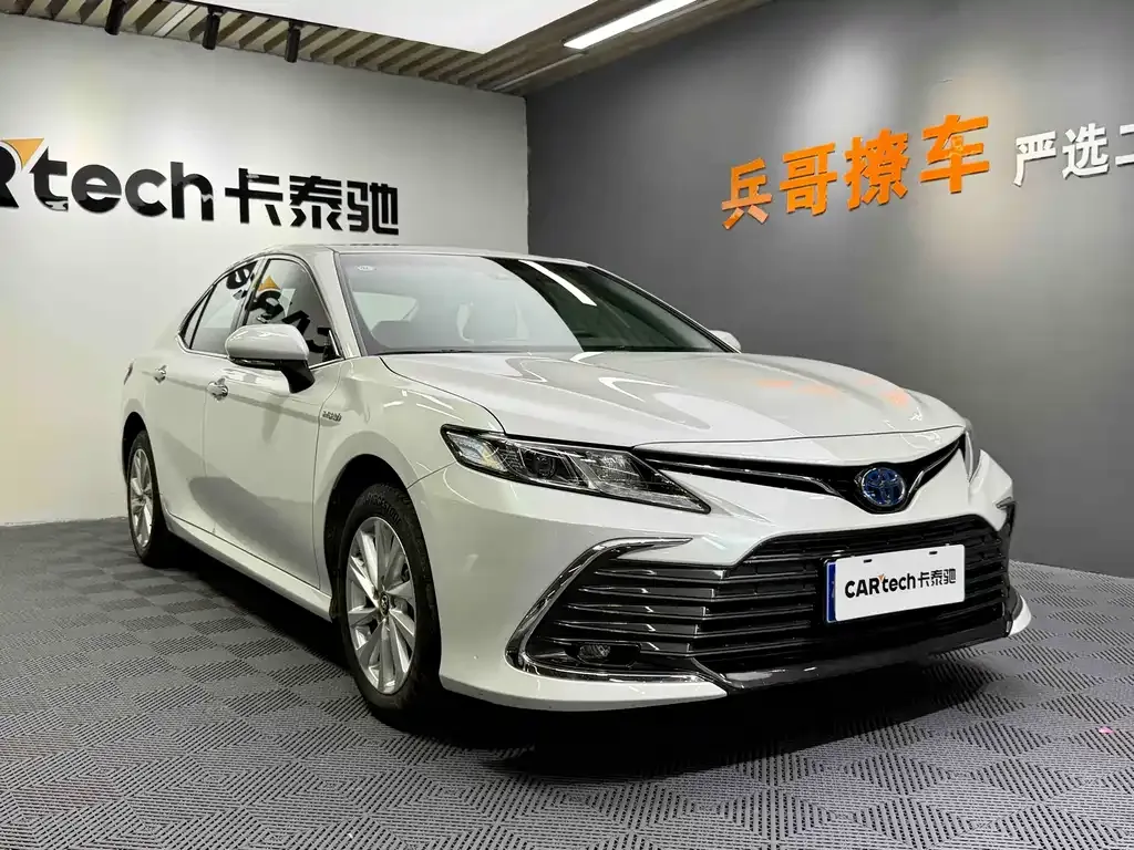 Toyota Camry 2023 из CN, фото 4