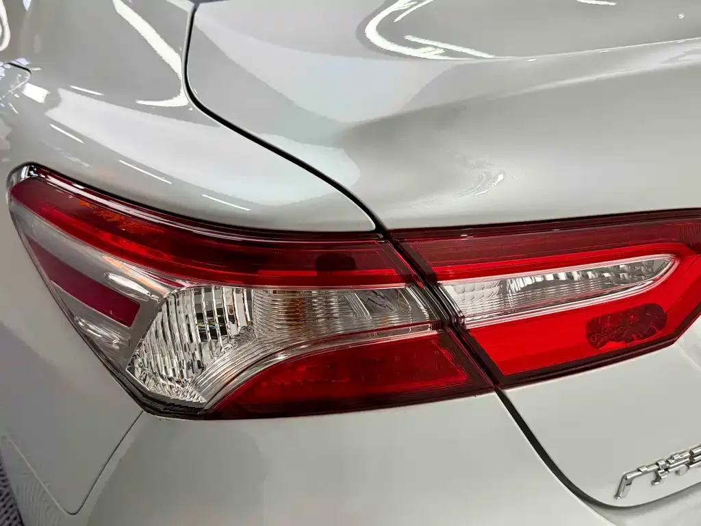 Toyota Camry 2023 из CN, фото 6