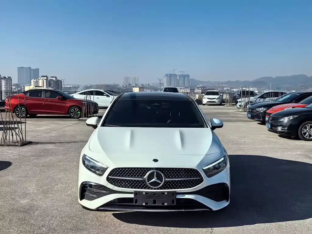 Mercedes-Benz A-Class 2025 из CN, фото 2
