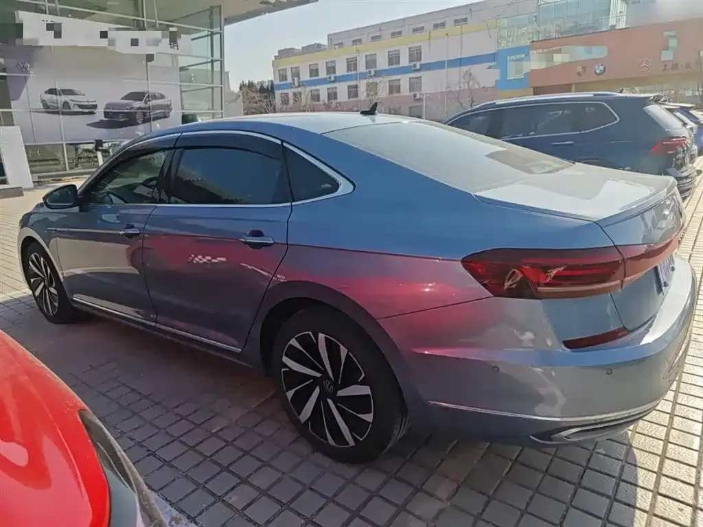 Volkswagen Passat — фото 5
