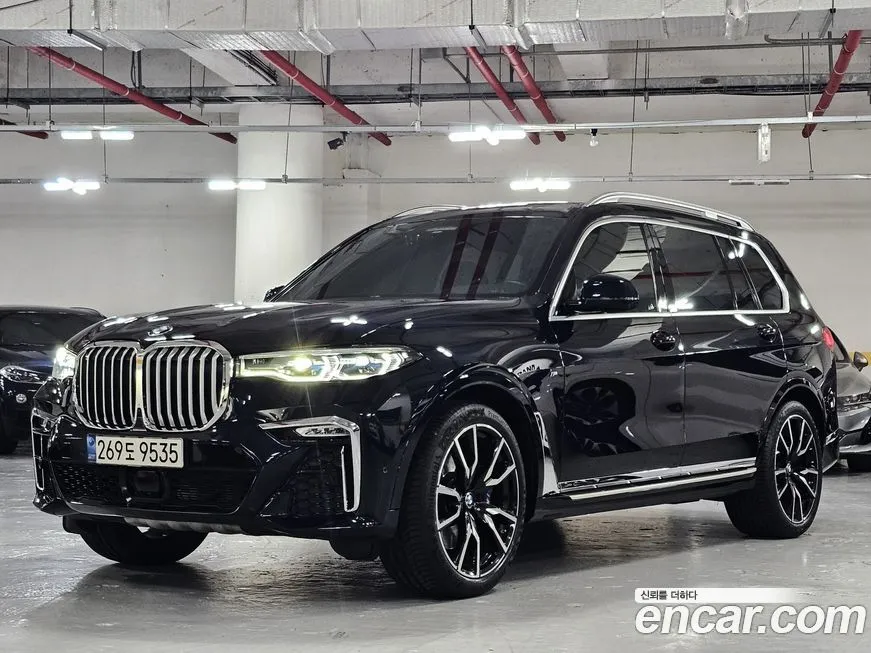 BMW X7 — фото 1
