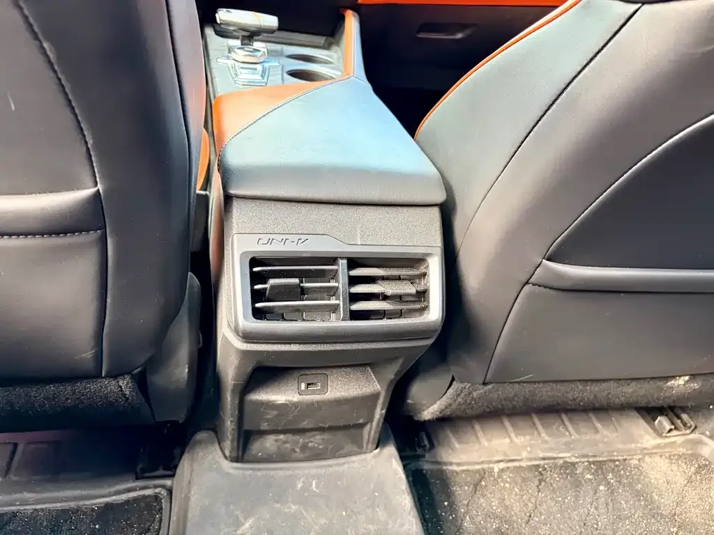 Changan UNI-V 2023 из CN, фото 9