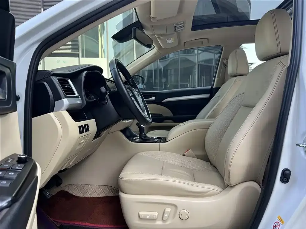 Toyota Highlander 2021 из CN, фото 5