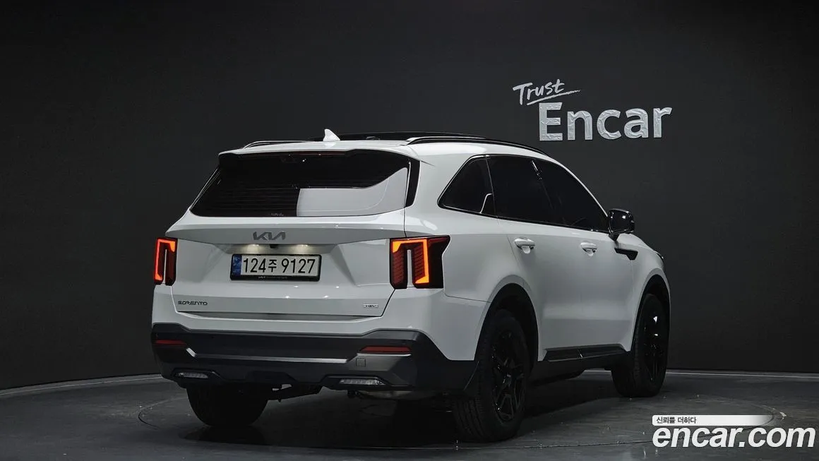 Kia Sorento — фото 9