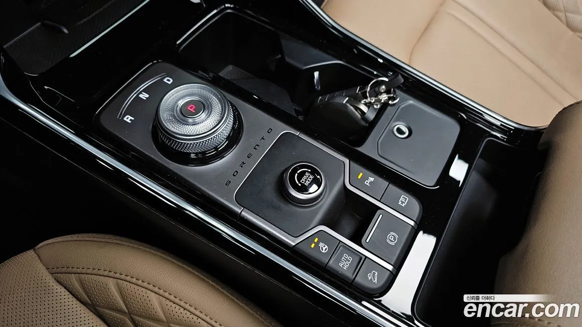 Kia Sorento — фото 10