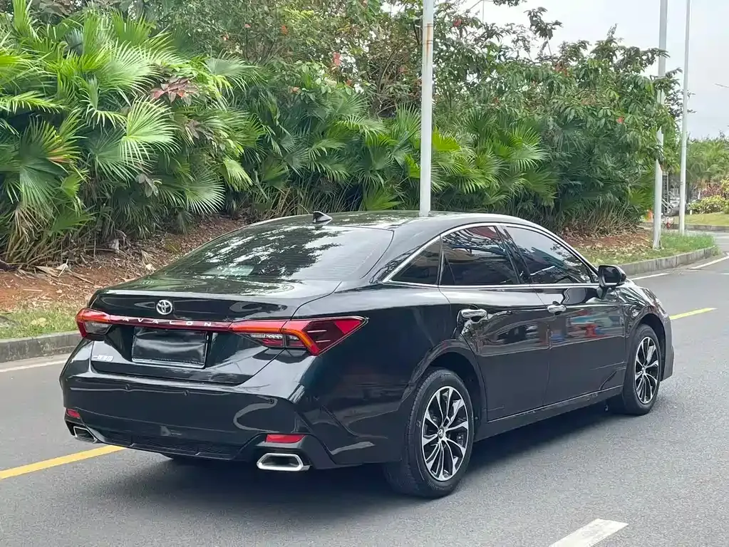 Toyota Avalon 2022 из CN, фото 4