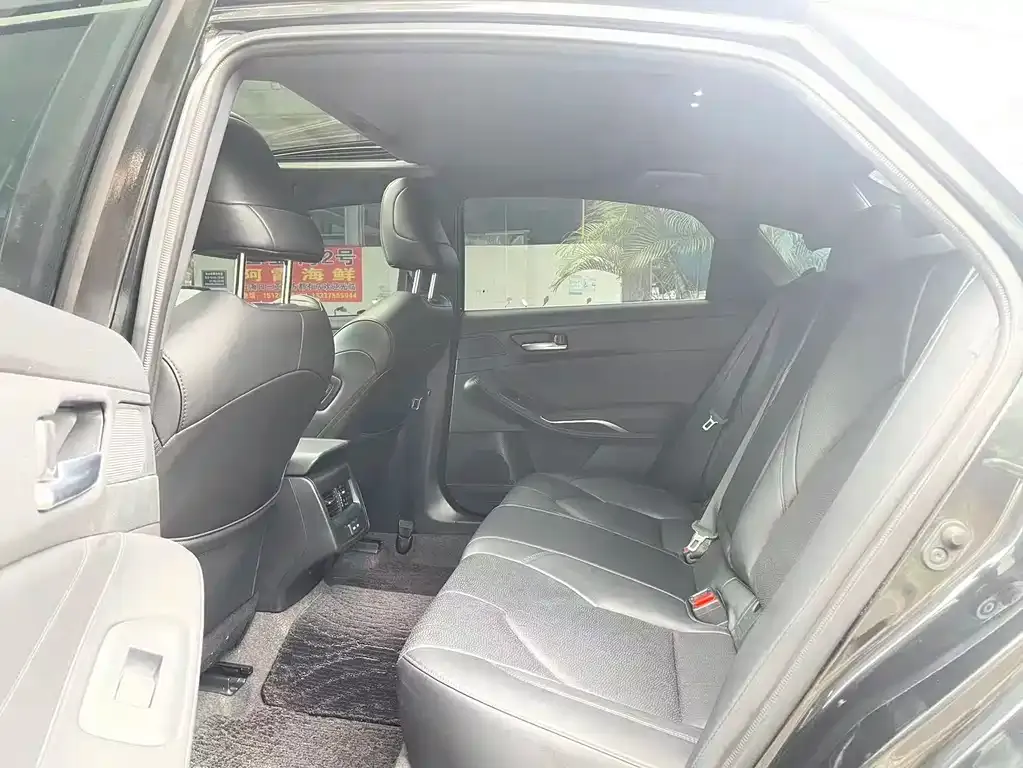 Toyota Avalon 2022 из CN, фото 3