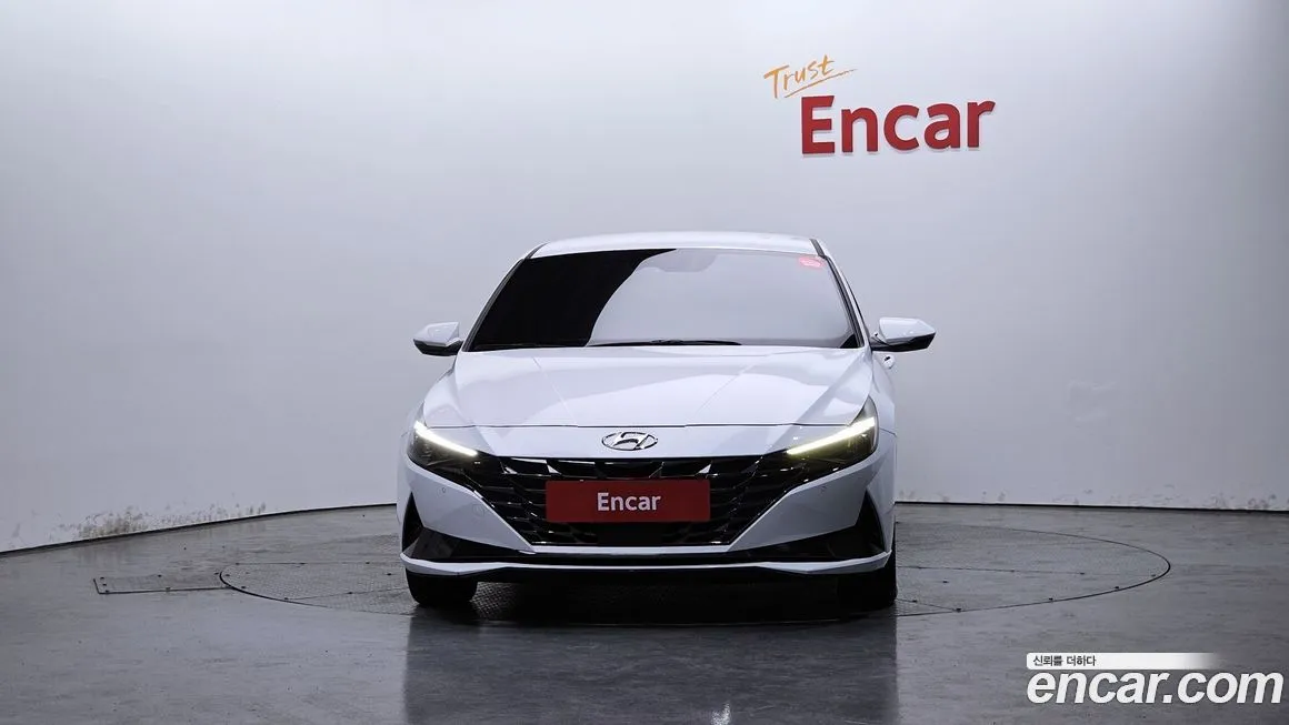 Hyundai AVANTE — фото 3