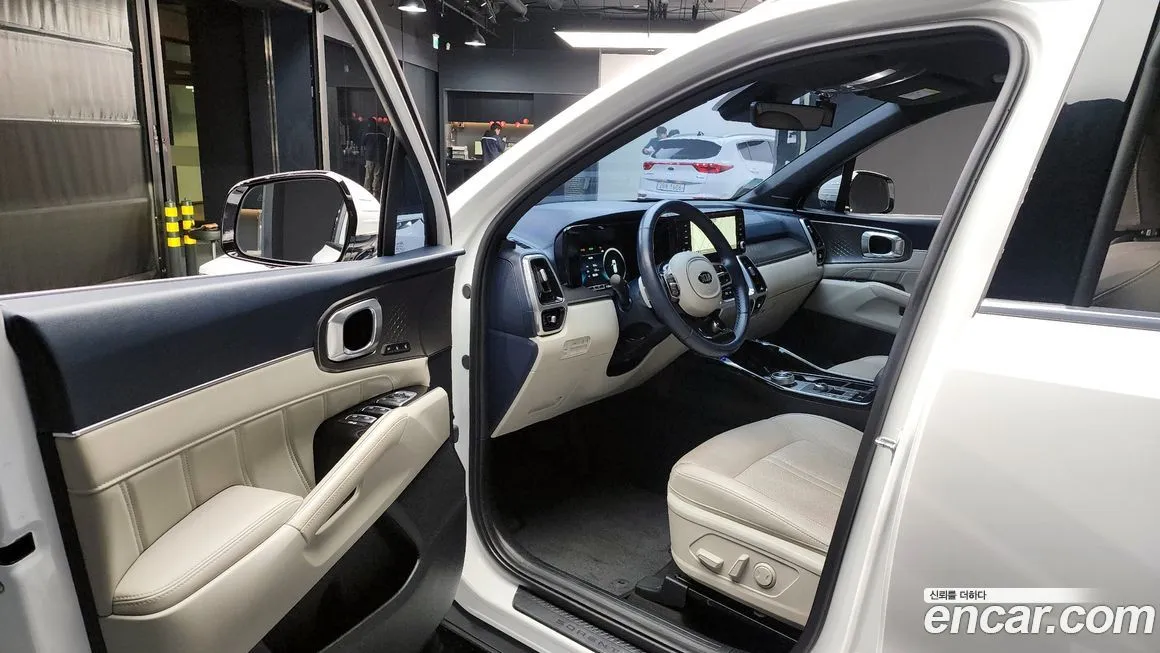 Kia Sorento — фото 9