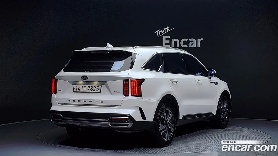 Kia Sorento — фото 7