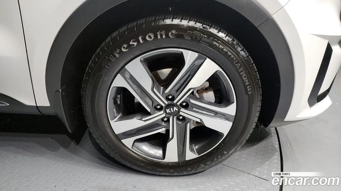 Kia Sorento — фото 4