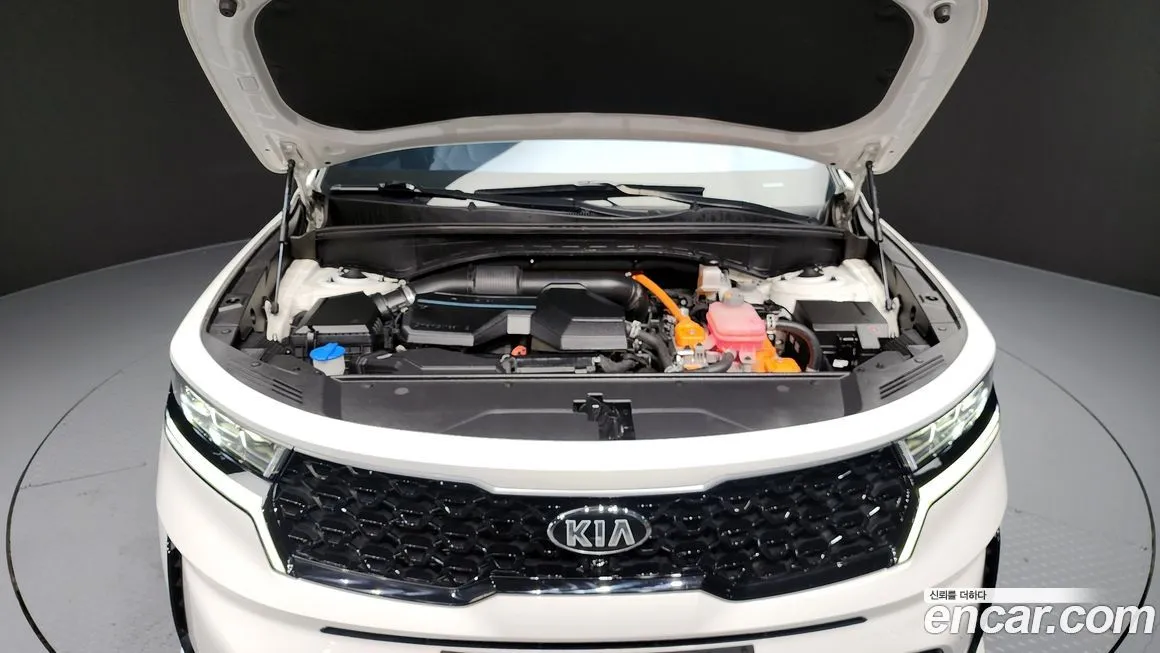 Kia Sorento — фото 8
