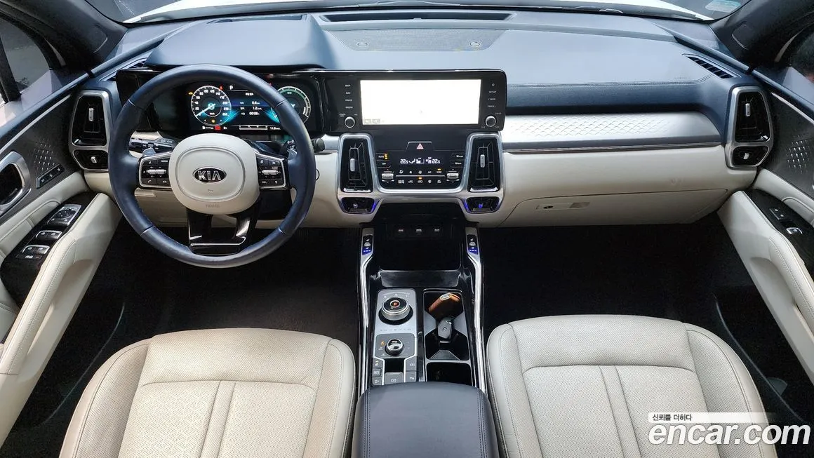 Kia Sorento — фото 10