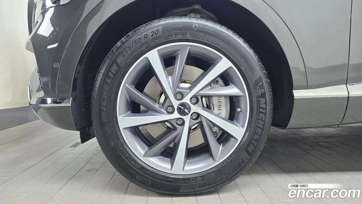 Genesis GV80 — фото 10
