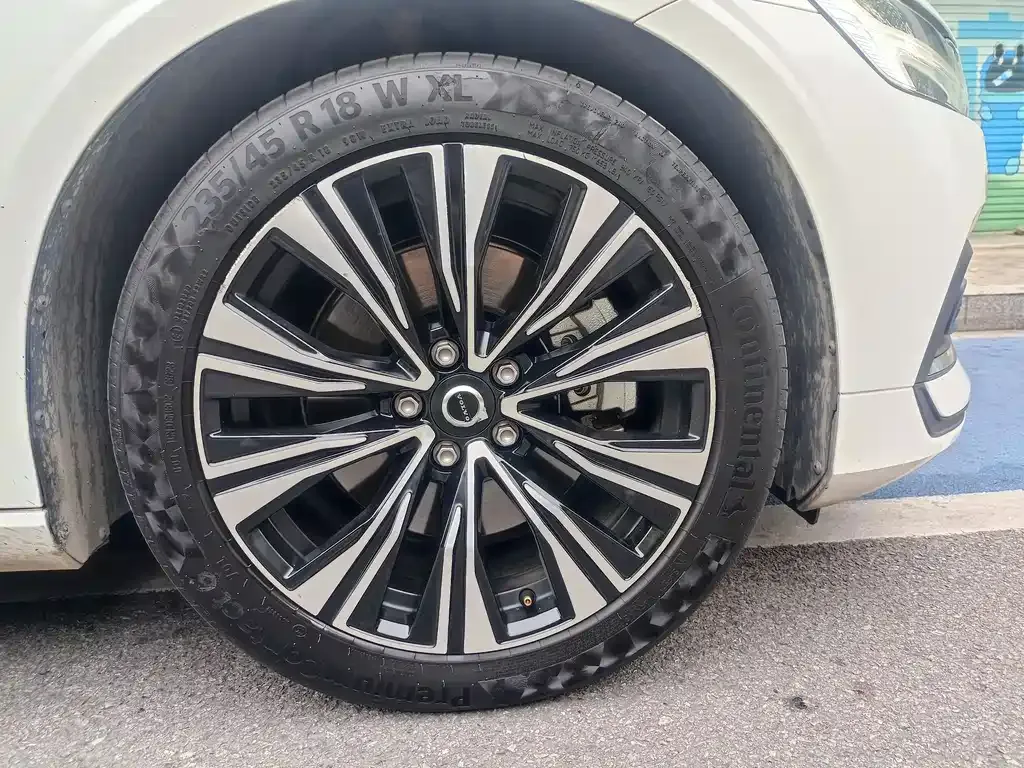 Volvo V60 2024 из CN, фото 9