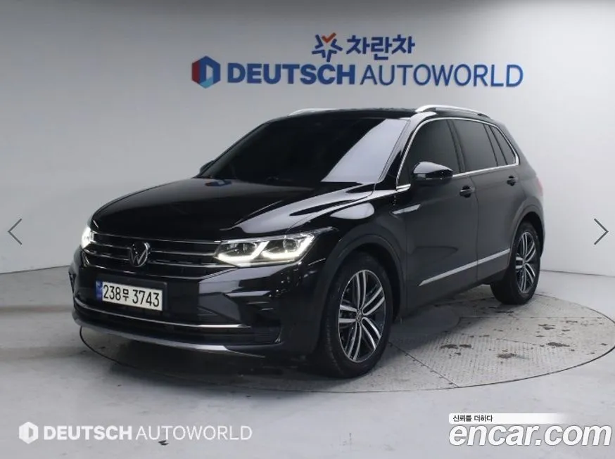 Volkswagen Tiguan — фото 1
