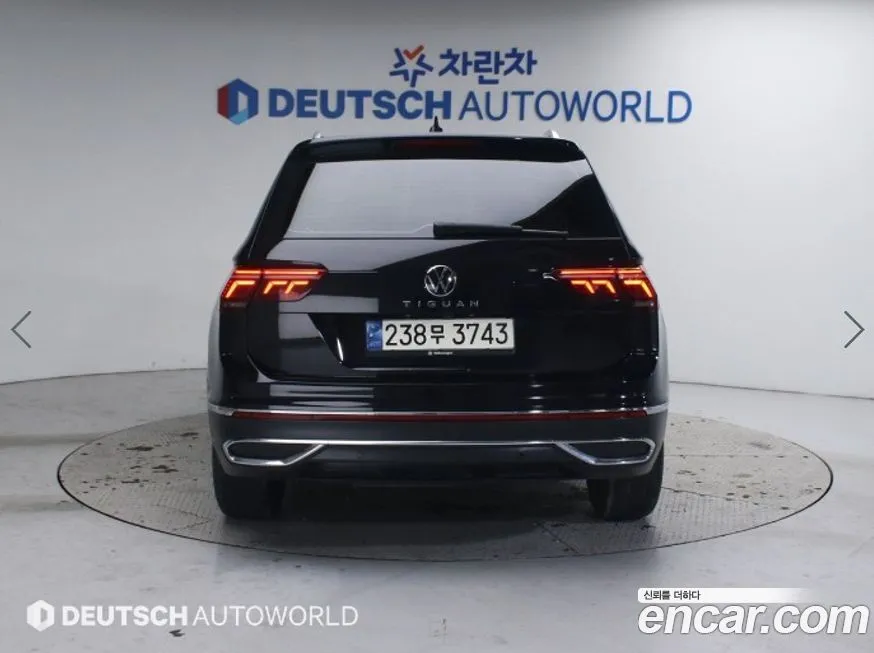 Volkswagen Tiguan — фото 9