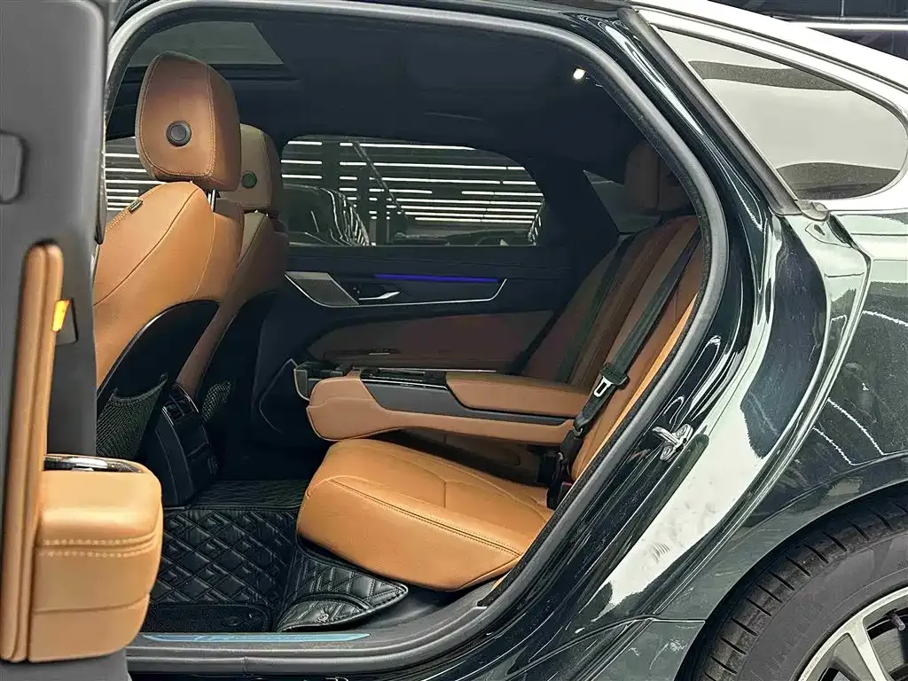 Jaguar XFL 2023 из CN, фото 9