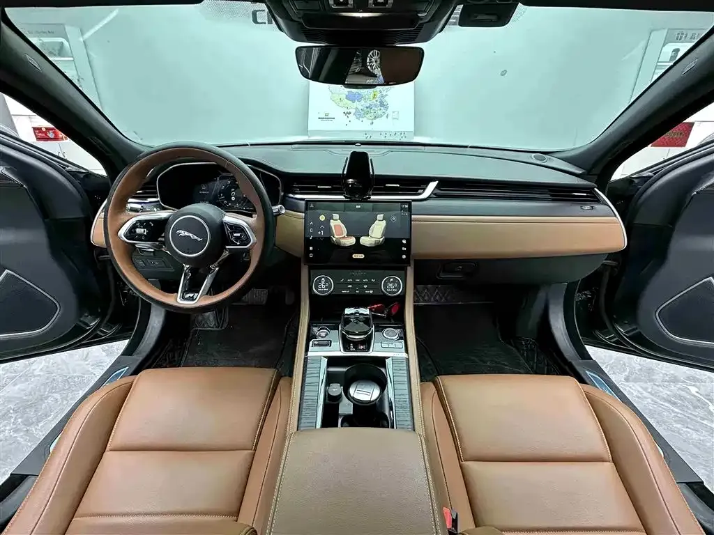 Jaguar XFL 2023 из CN, фото 10