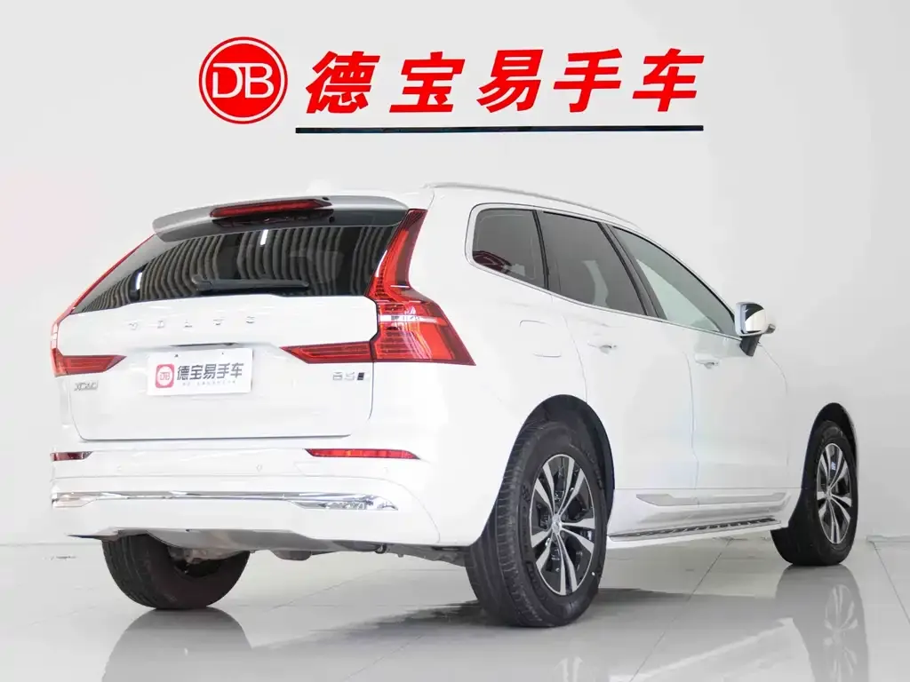 Volvo XC60 2022 из CN, фото 2