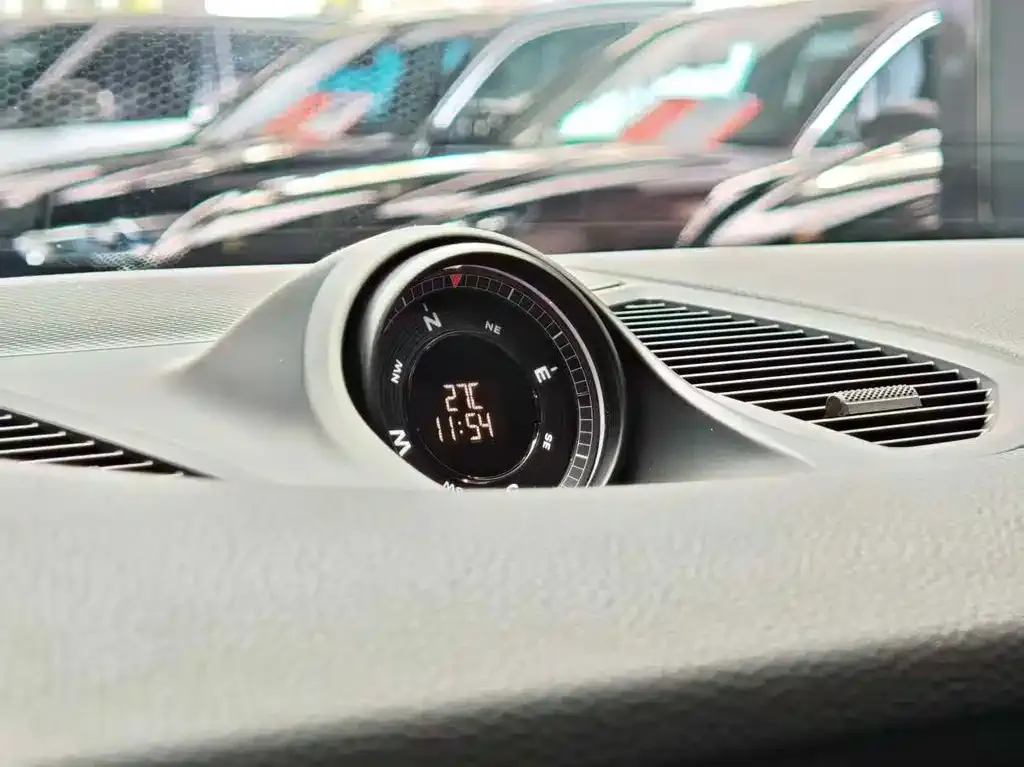 Porsche Cayenne 2023 из CN, фото 2