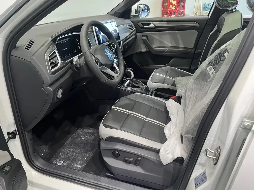 Volkswagen T-Roc 2025 из CN, фото 10
