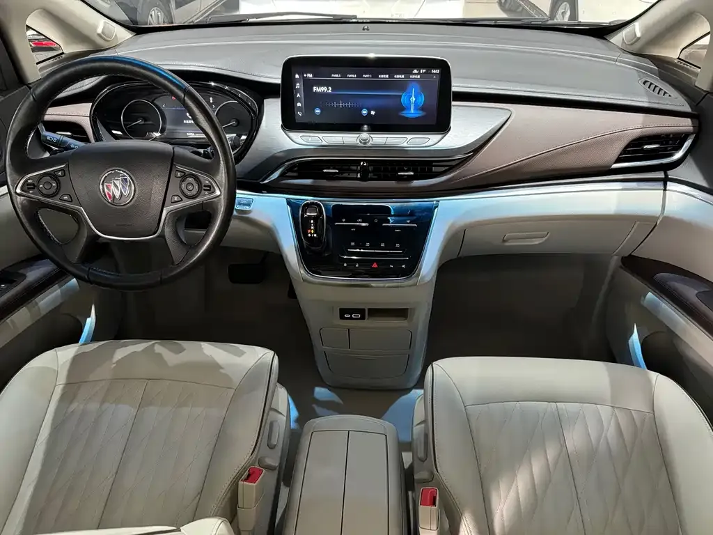 Buick GL8 2022 из CN, фото 9
