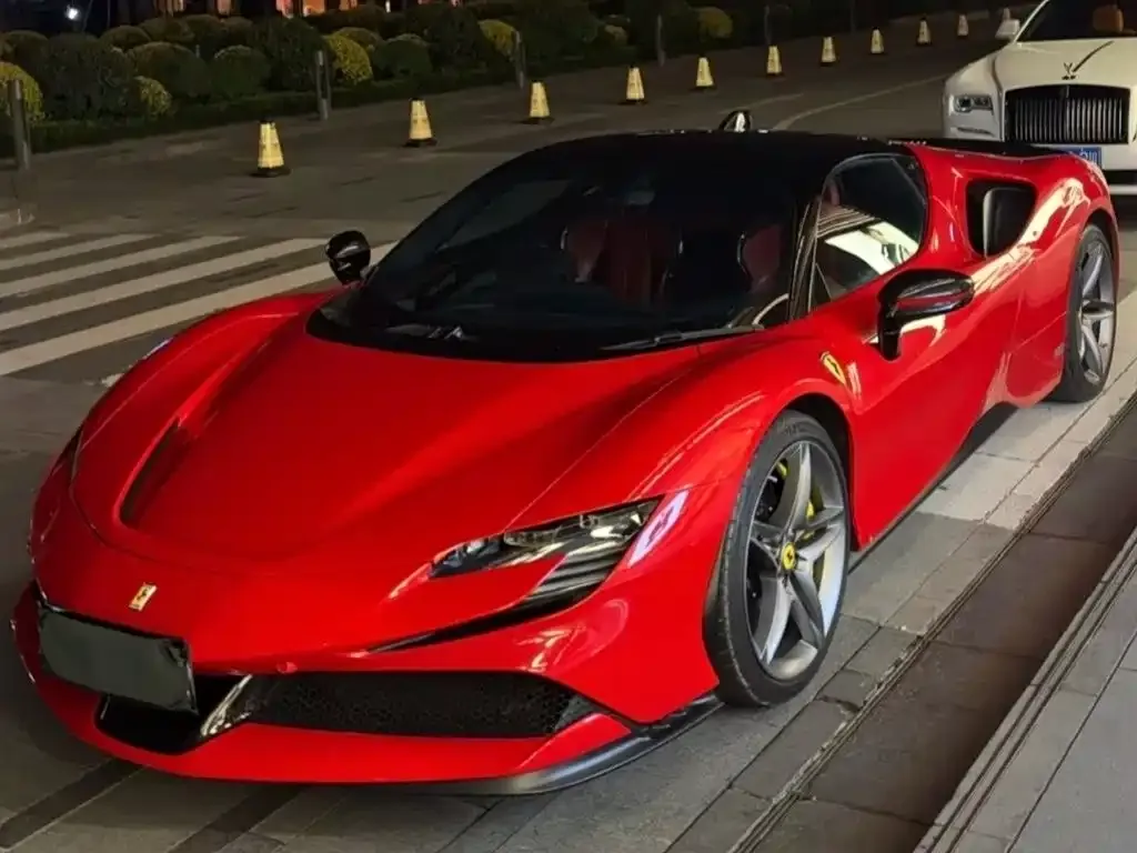 Ferrari SF90 2022 из CN, фото 1
